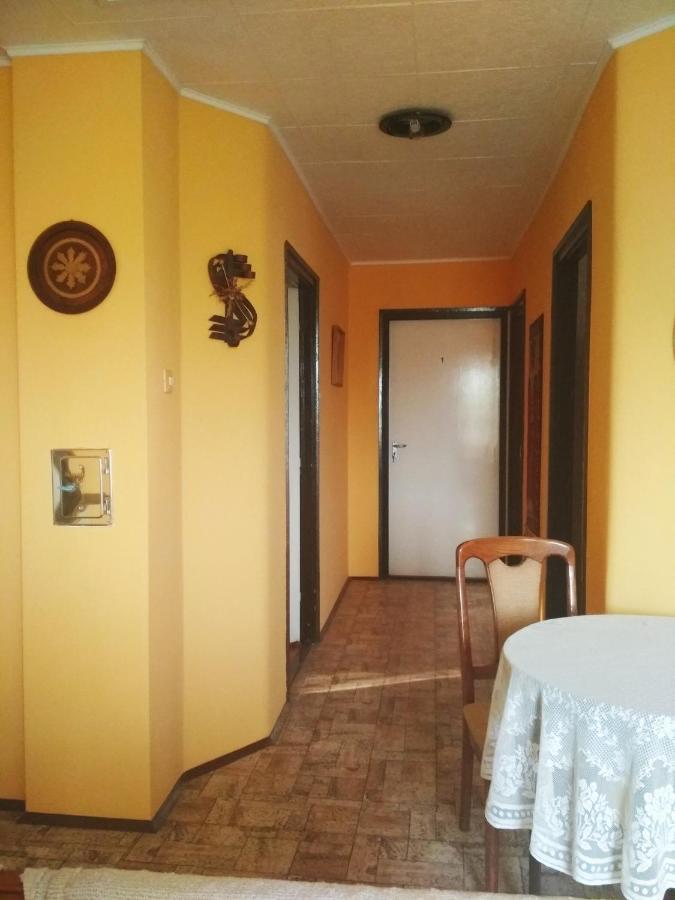 Vadkacsa Apartmanhaz Medencevel Замарди Экстерьер фото